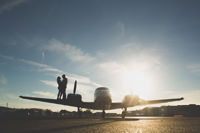 airplane themed laurel mississippi engagement session