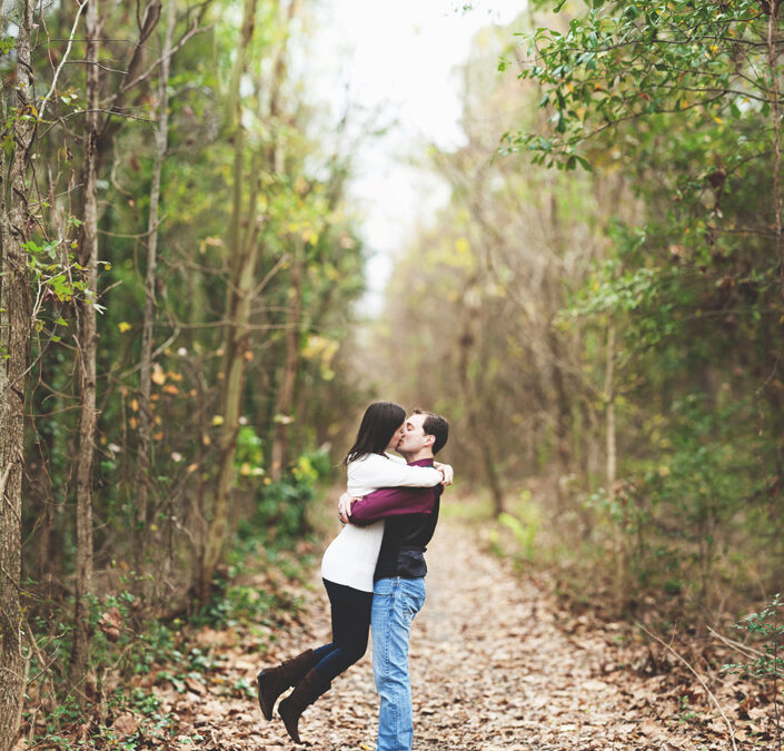 MISSISSIPPI PHOTOGRAPHY ENGAGEMENT PREVIEW – MEREDITH + CORY